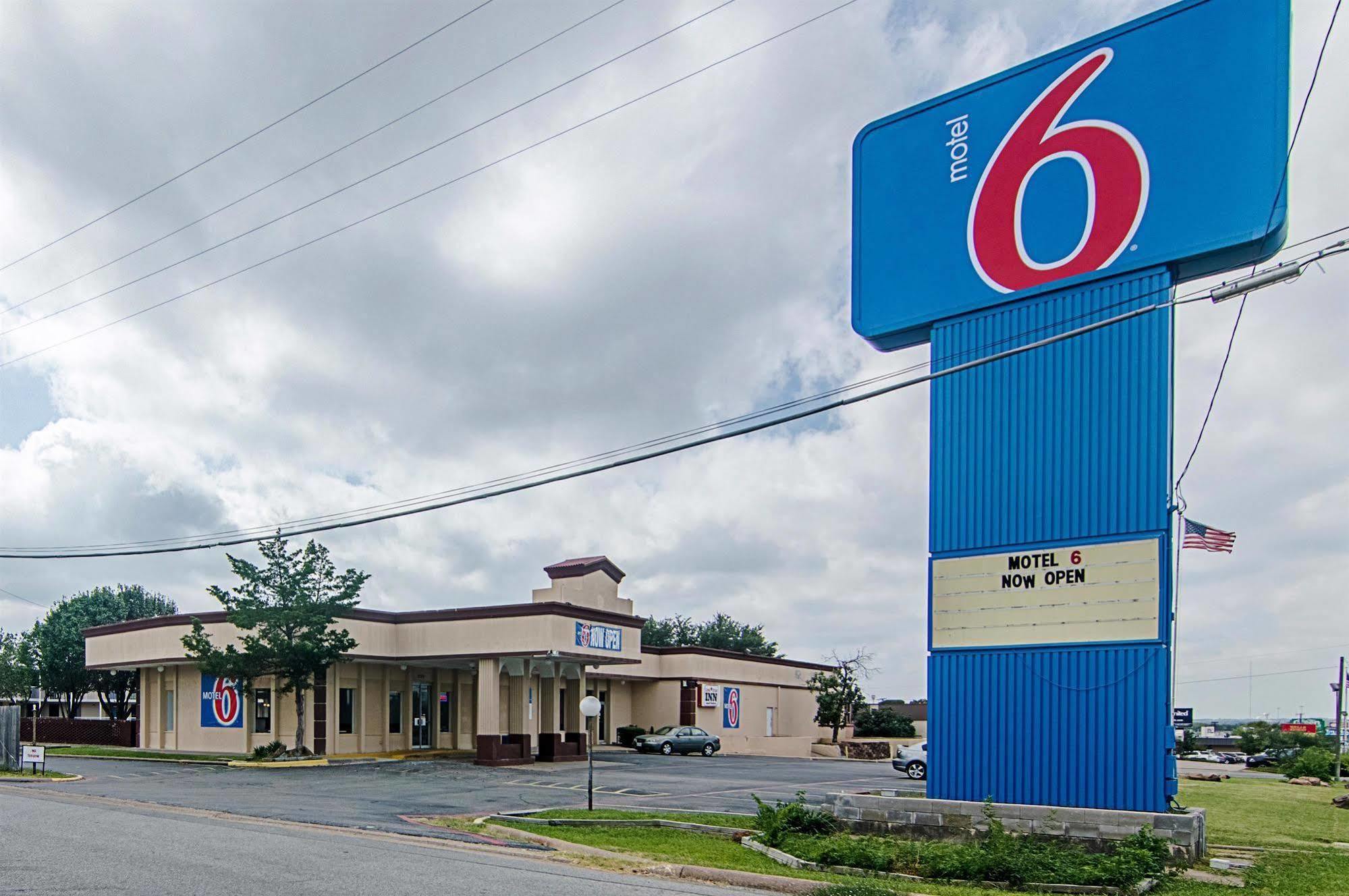 Motel 6 Sherman, Tx Ngoại thất bức ảnh