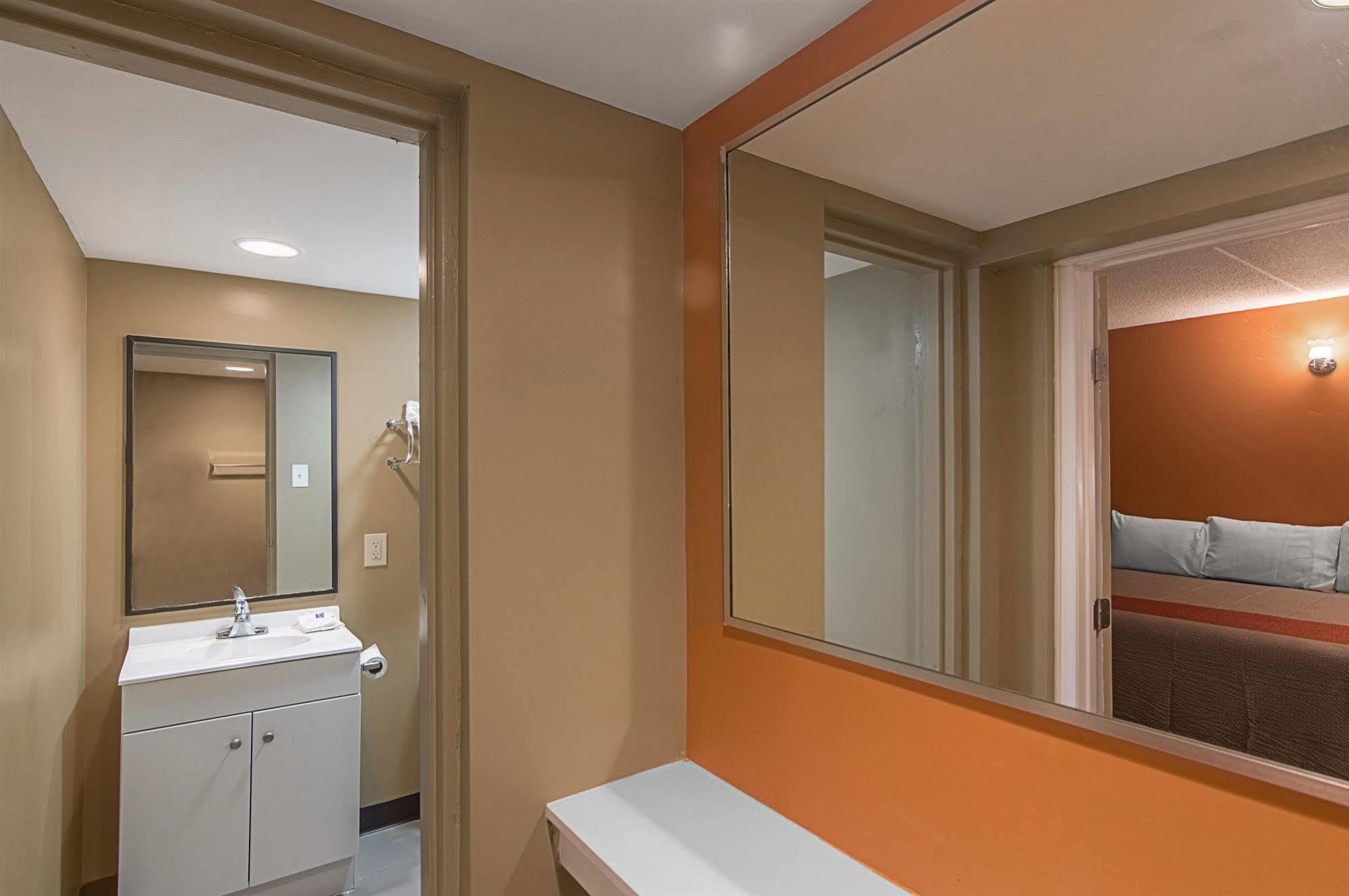 Motel 6 Sherman, Tx Ngoại thất bức ảnh